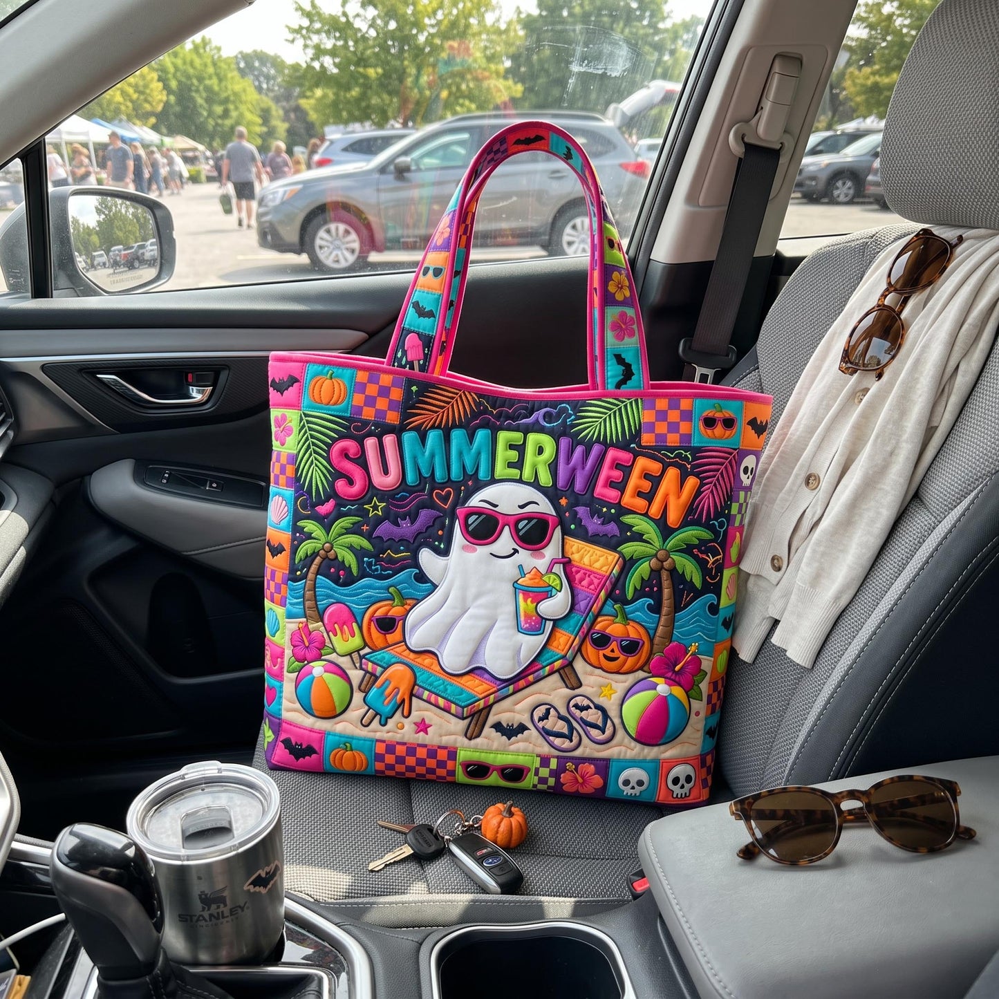 Tropical Haunt Quilted Tote Bag GFTOMA12493
