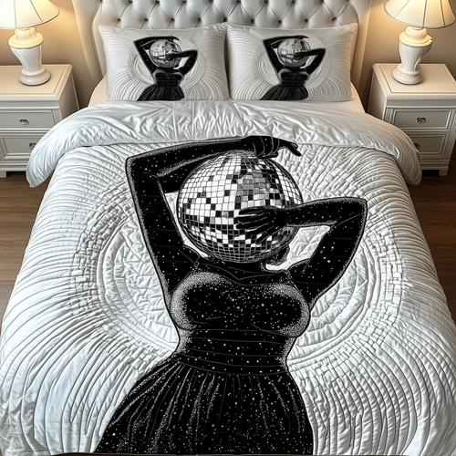 Disco Woman 3-Piece Quilted Bedding Set GFTOAB2011