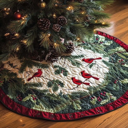 Festive Cardinal Quilted Tree Skirt GFTOHD11512