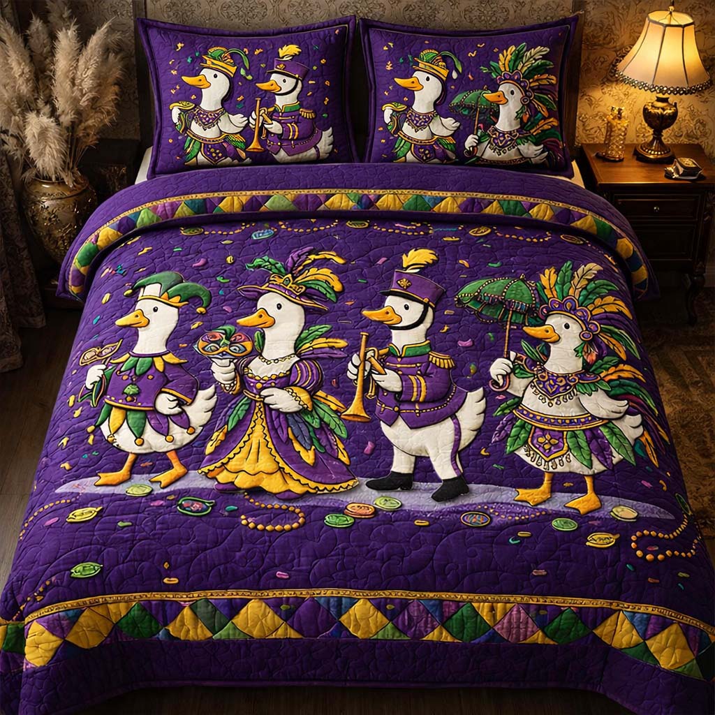 Carnival Geese 3-Piece Quilted Bedding Set GFTOHD13147