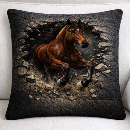Thunder Run Horse Quilted Pillow Case GFTOHD14119