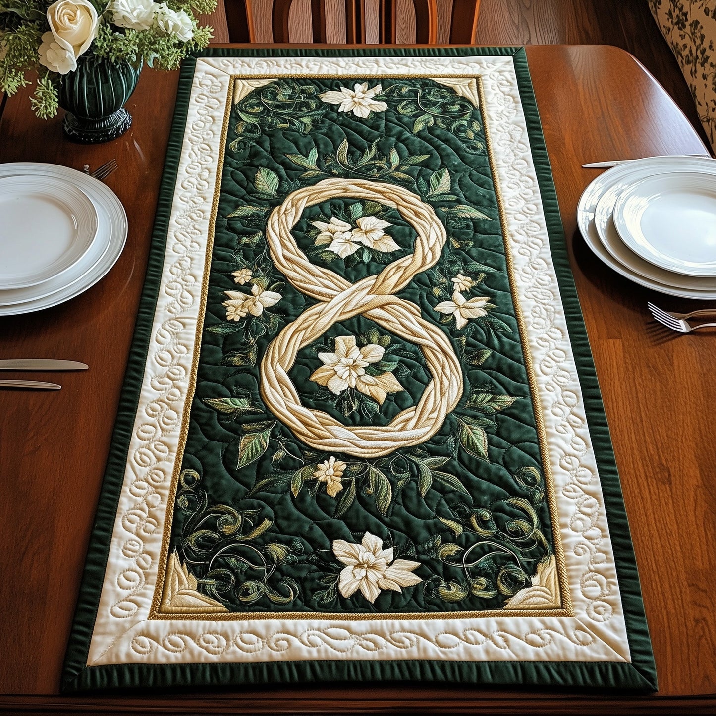 Gaelic Grace Quilted Table Runner GFTOHD3247