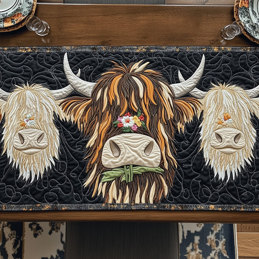 Highland Cow Quilted Table Runner GFTOHD7197