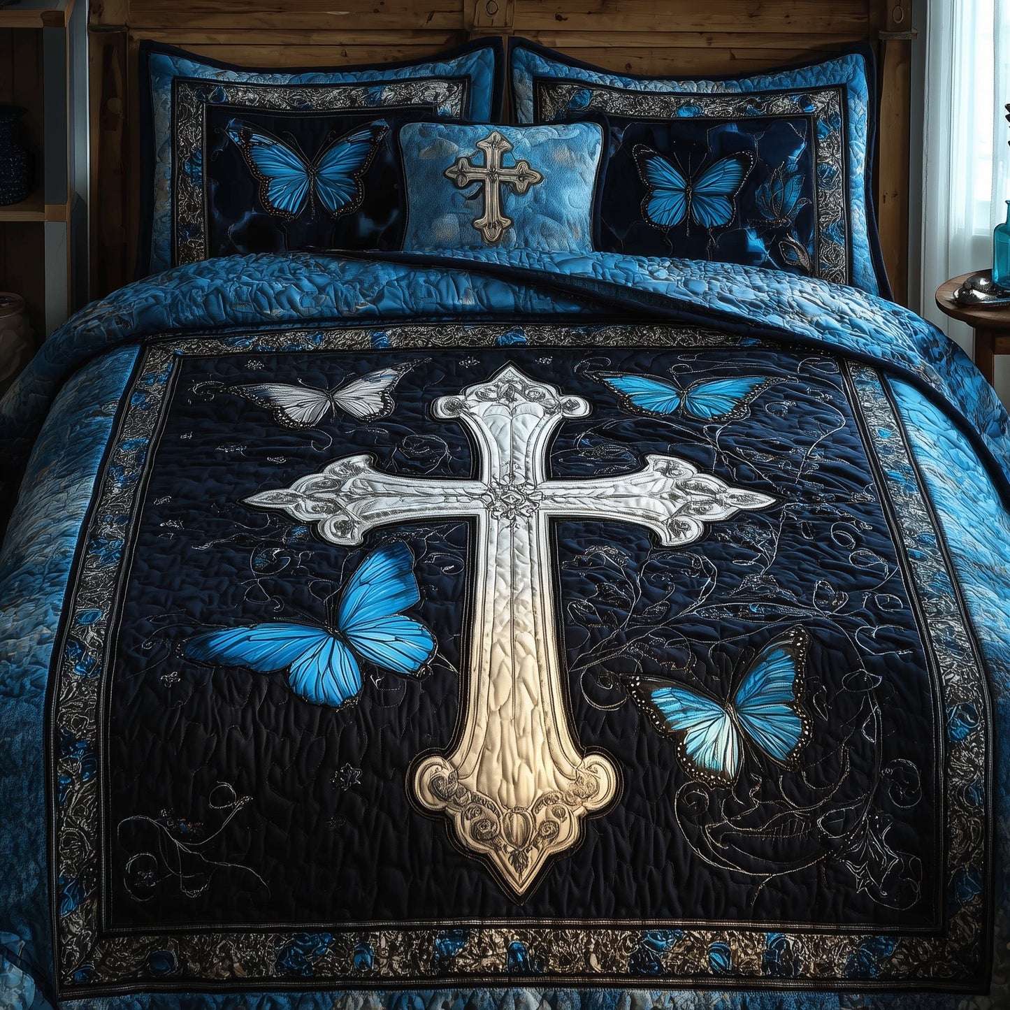 Faithful Cross 3-Piece Quilted Bedding Set GFTOHD8513