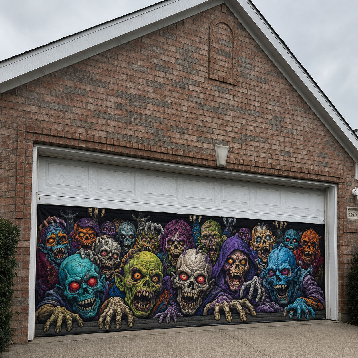 Zombie Breakout Garage Door Banner GFTOHNL2152