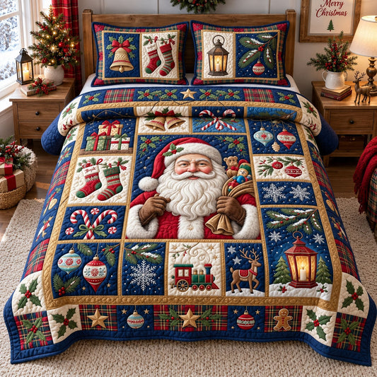 Santa Holiday Memories 3-Piece Quilted Bedding Set GFTOHNL3565