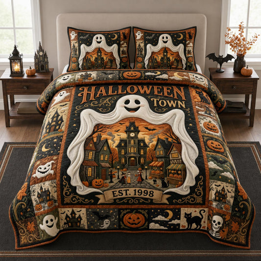 Halloween Town 3-Piece Quilted Bedding Set GFTOLAN1434