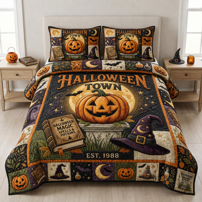 Halloween Town 3-Piece Quilted Bedding Set GFTOLAN1437