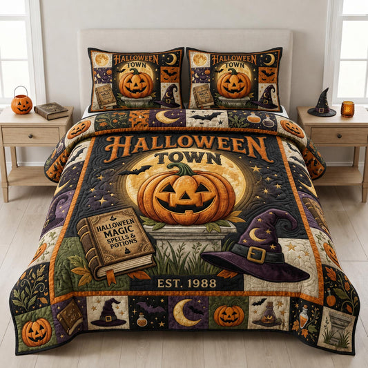 Halloween Town 3-Piece Quilted Bedding Set GFTOLAN1437