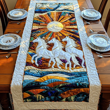 Horse Quilted Table Runner GFTOMA081