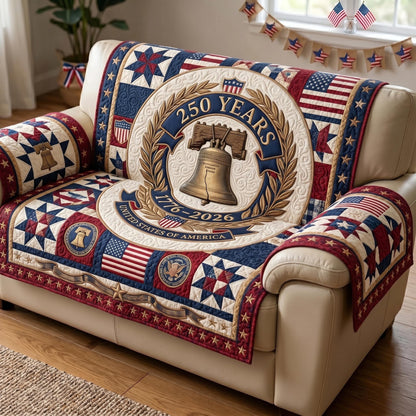 Heritage Patch Quilted Sofa Cover GFTOMA11375