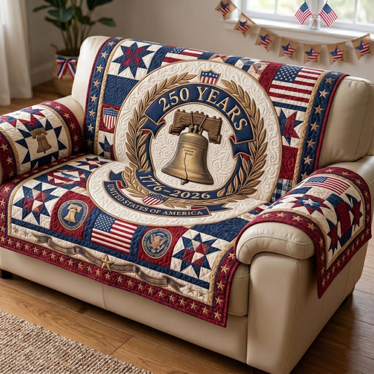 Heritage Patch Quilted Sofa Cover GFTOMA11375