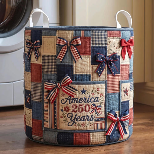 Heritage Patch Quilted Laundry Basket GFTOMA11574