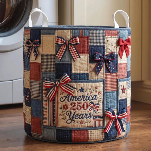 Heritage Patch Quilted Laundry Basket GFTOMA11574