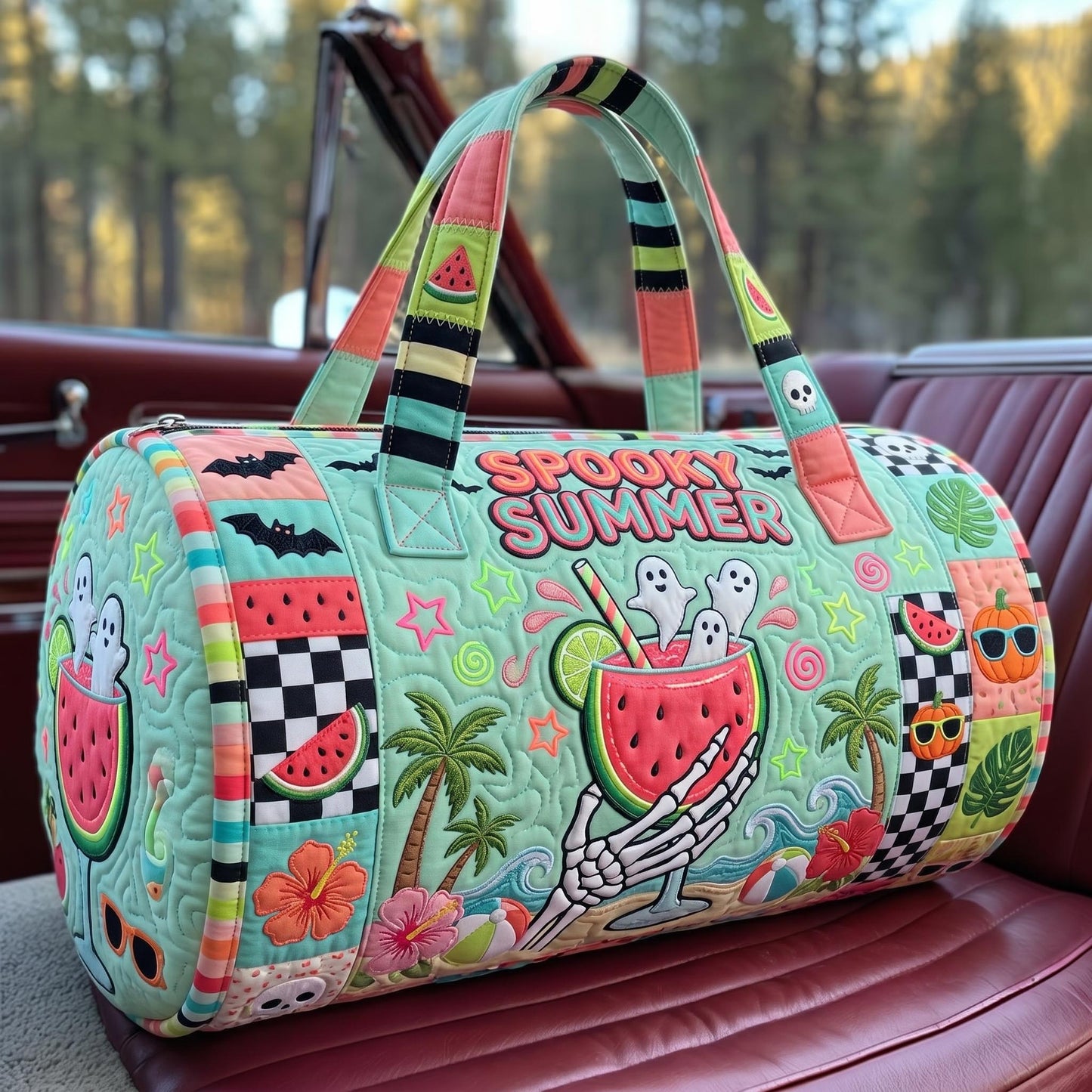 Tropical Haunt Quilted Duffle Bag GFTOMA12619