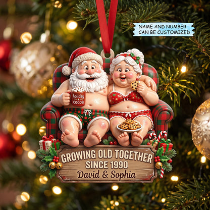 Personalized Santa Couple Christmas Mica Ornament QTCUZ GFTOMA14807
