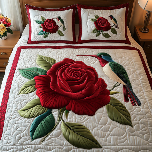 Rose And Hummingbird 3-Piece Quilted Bedding Set GFTOMA1500