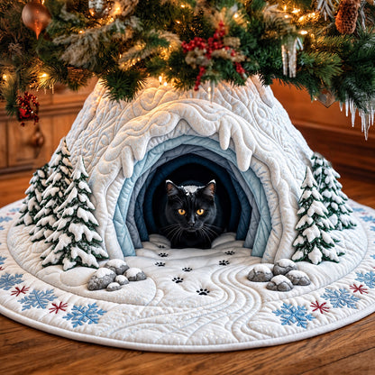 Snow Cave Cat Quilted Tree Skirt GFTOMA15210