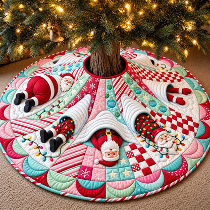 Candy Santa Quilted Tree Skirt GFTOMA15221