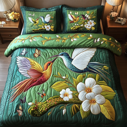 Hummingbird Bloom 3-Piece Quilted Bedding Set GFTOMA1550