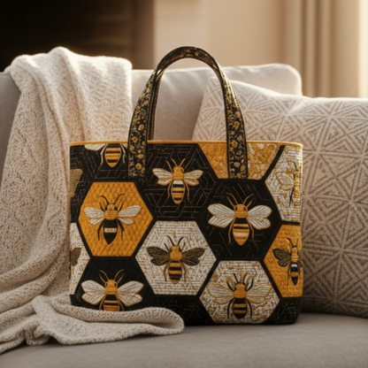 Bee Quilted Tote Bag GFTOMA1778