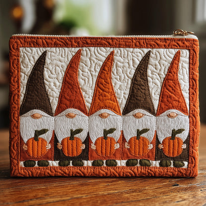 Gnome Quilted Purse GFTOMA2985