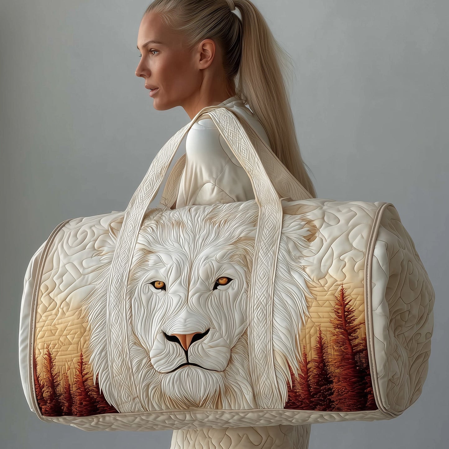 Lion Quilted Duffle Bag GFTOMA3399
