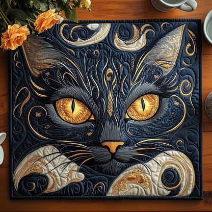 Cat Purrs Quilted Table Topper GFTOMA5075