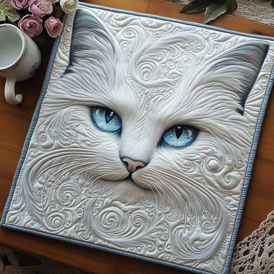 Cat Purrs Quilted Table Topper GFTOMA5077