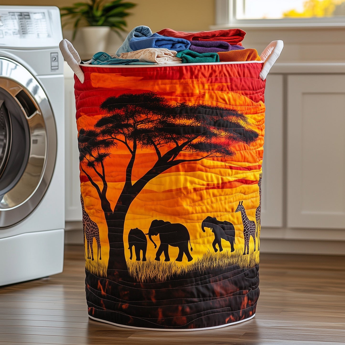 Golden Queens Quilted Laundry Basket GFTOMA5951