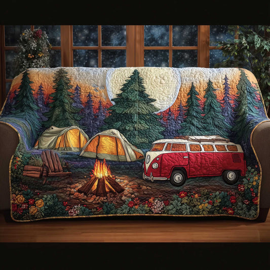 Cozy Camper Quilted Sofa Cover GFTOMA6483