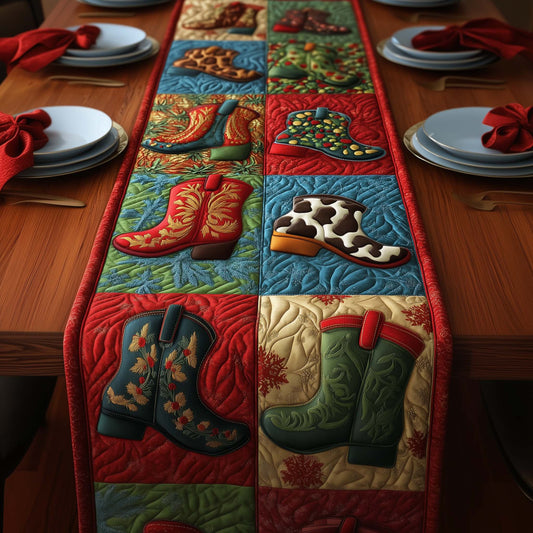 Western Christmas Quilted Table Runner GFTOMA7548
