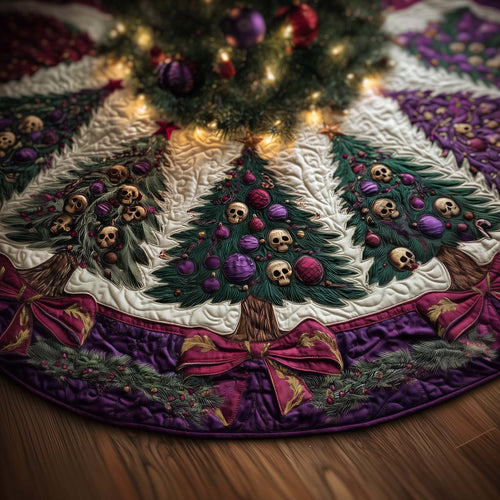 Gothic Yuletide Quilted Tree Skirt GFTOMA7726