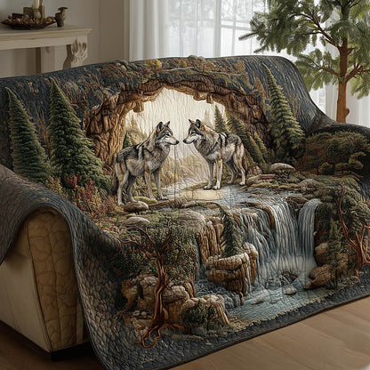 Wolf Couple Quilted Sofa Cover GFTOMA8419