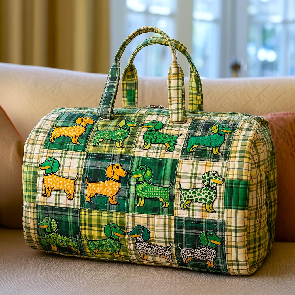 Dachshund Love Quilted Duffle Bag GFTOMA9191