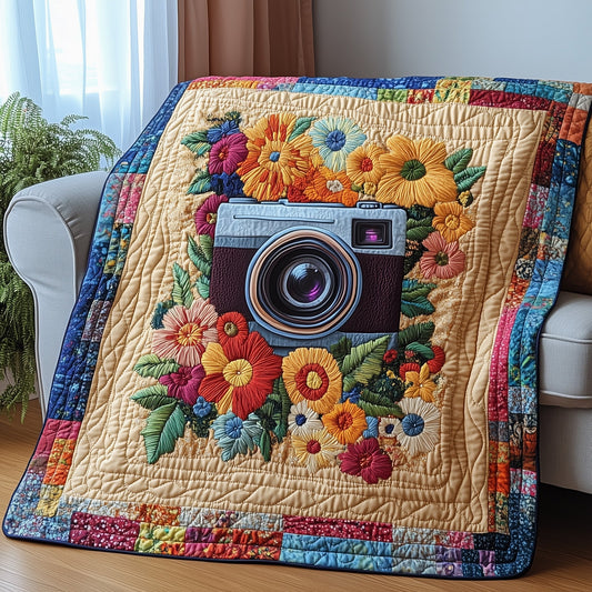 Vintage Camera Quilted Blanket GFTONL2904