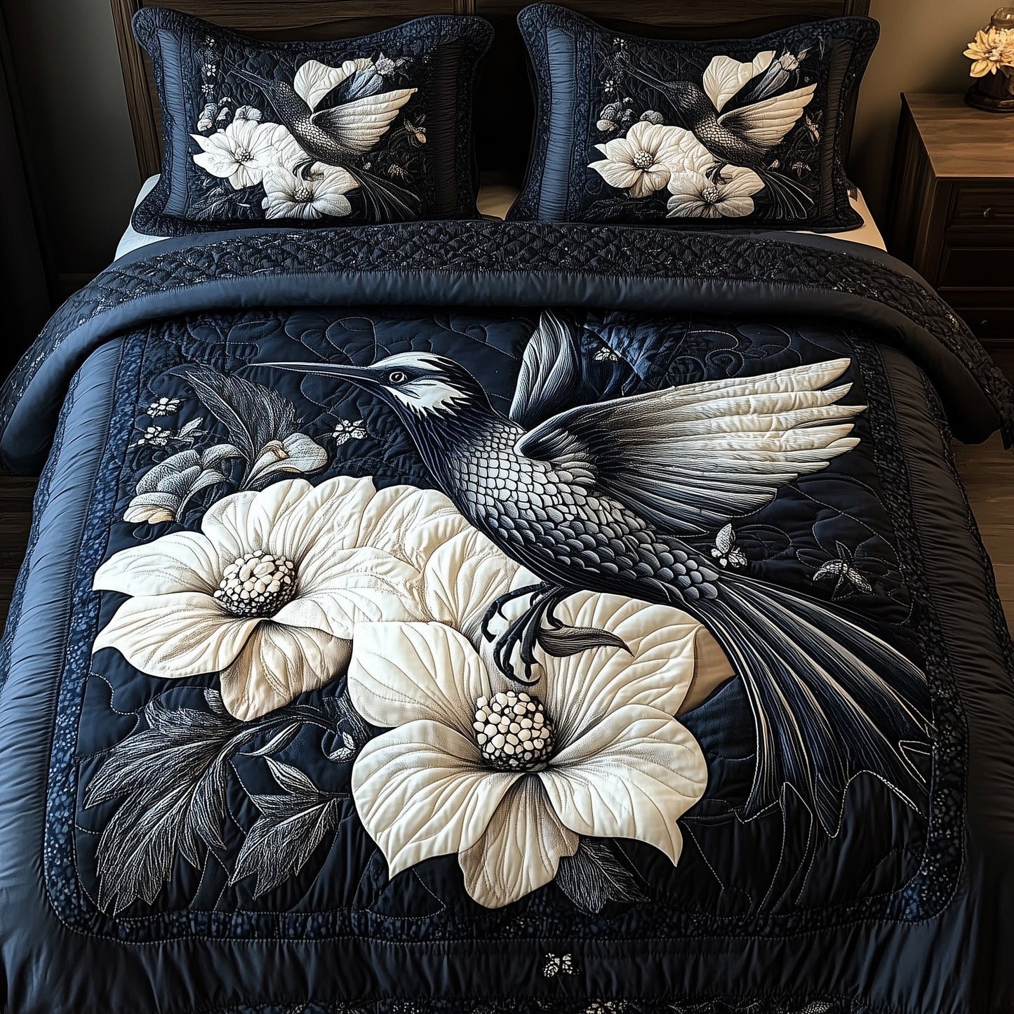 Shadowlight Hummingbird 3-Piece Quilted Bedding Set GFTONL4079