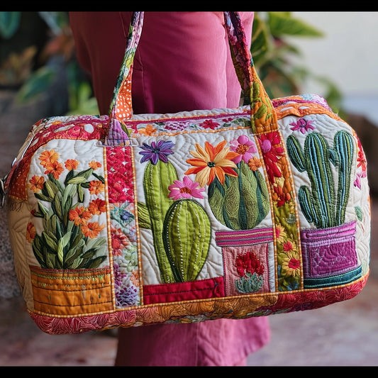 Cactus Charm Quilted Duffle Bag GFTONL5084