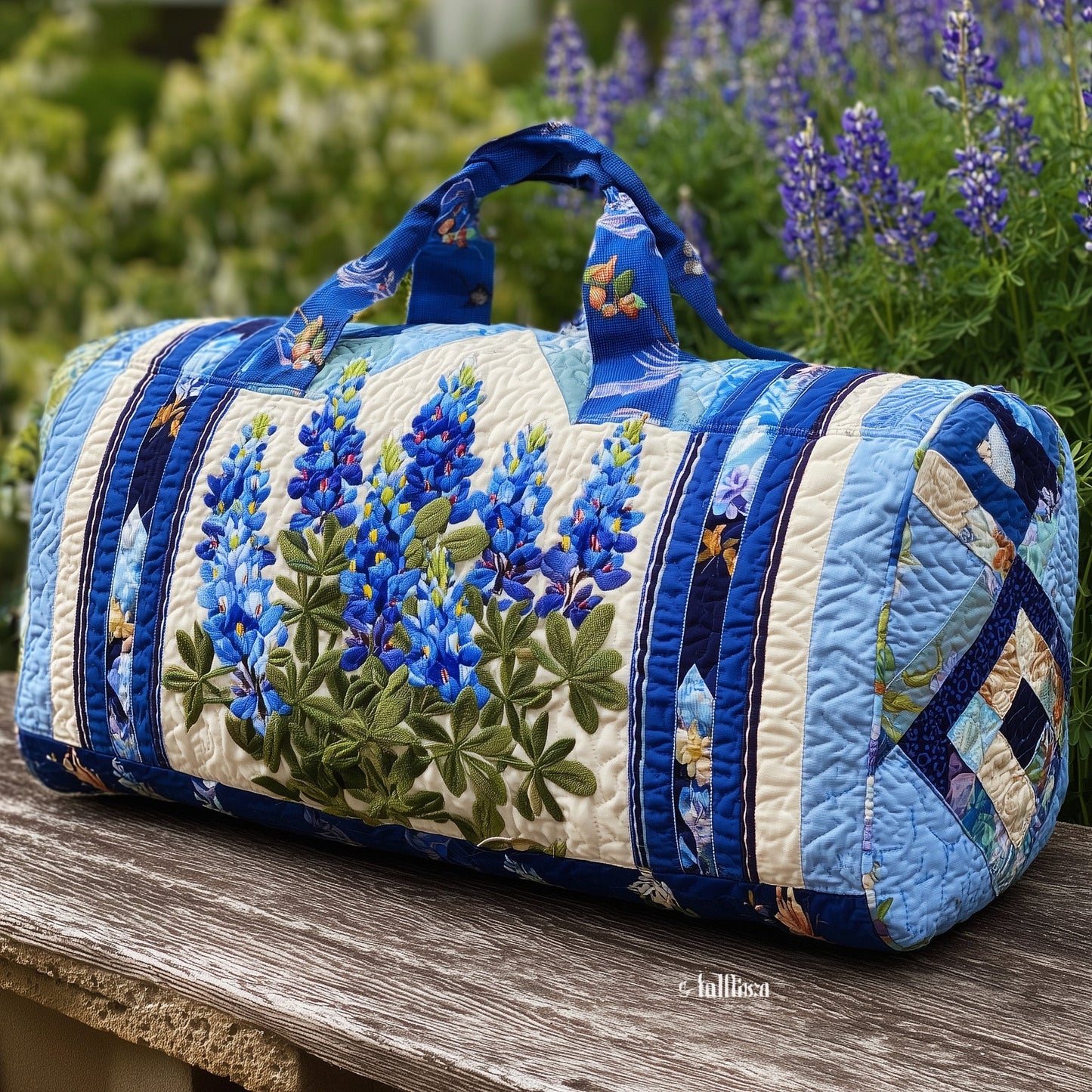 Bluebonnet Charm Quilted Duffle Bag GFTONL5682