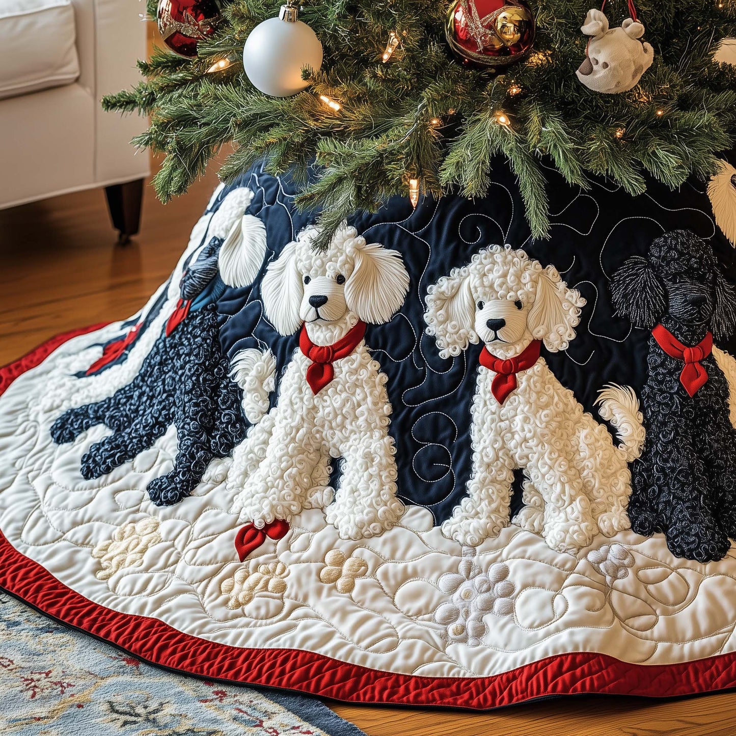 Charming Poodle Quilted Tree Skirt GFTONL6936