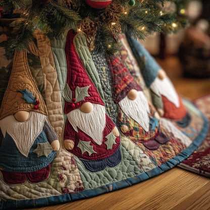 Holiday Gnome Quilted Tree Skirt GFTONL7071