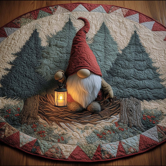 Friendly Holiday Gnome Quilted Round Mat GFTONL7250