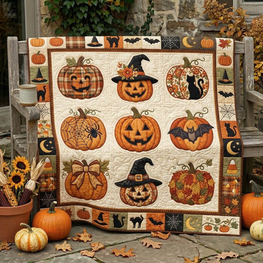 Pumpkin Patch Quilted Blanket GFTONMU1430