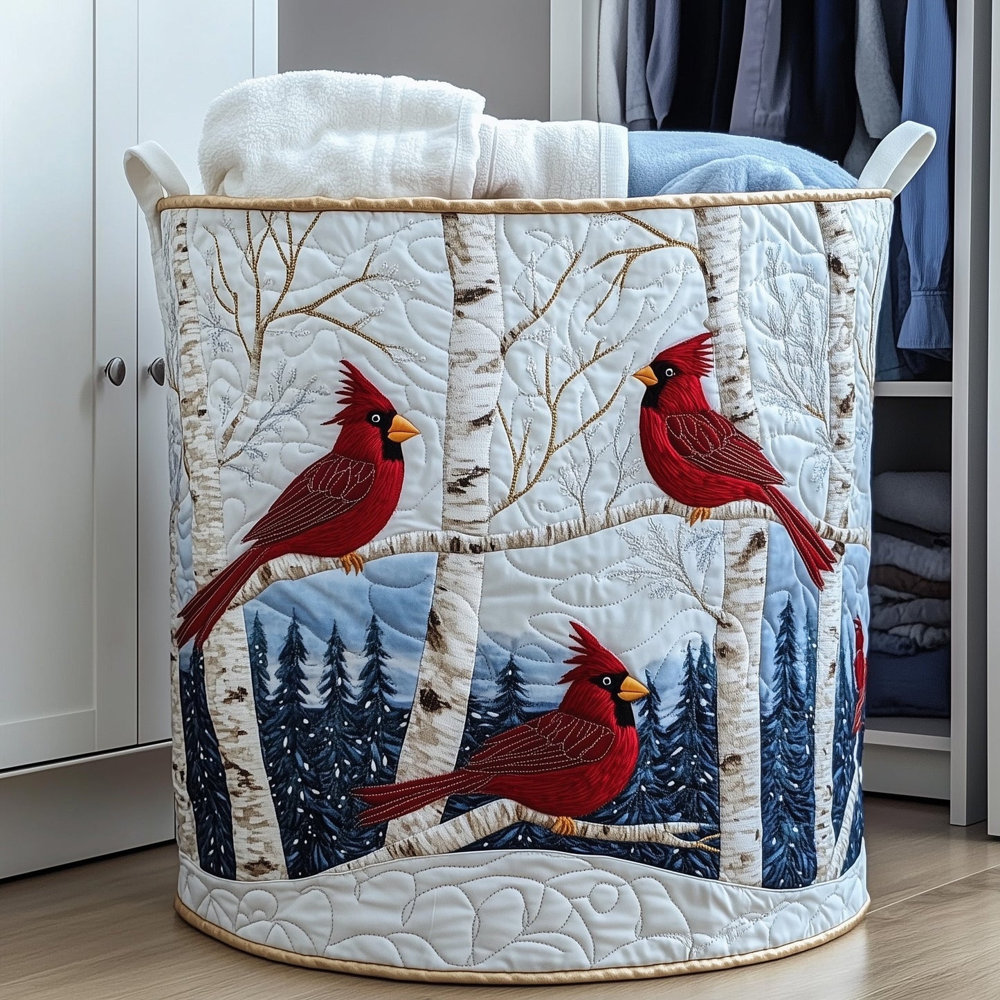 Cardinal Forest Quilted Laundry Basket GFTONT3950