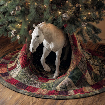 Festive Horse Quilted Tree Skirt GFTONT4670