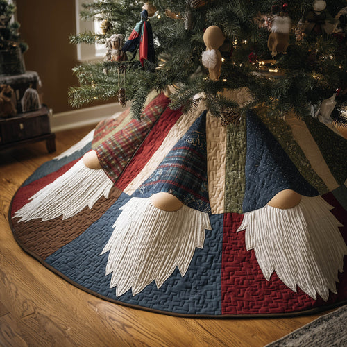 Yuletide Gnome Quilted Tree Skirt GFTONT5493