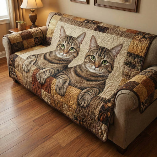 Pawfect Gang Quilted Sofa Cover GFTONT6452