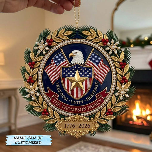 Family Stars and Stripes Wreath Christmas Mica Ornament QTCUZ  GFTONTD2111