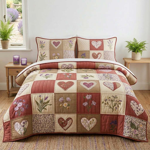 Blossom Patchwork 3-Piece Quilted Bedding Set GFTOQM3774