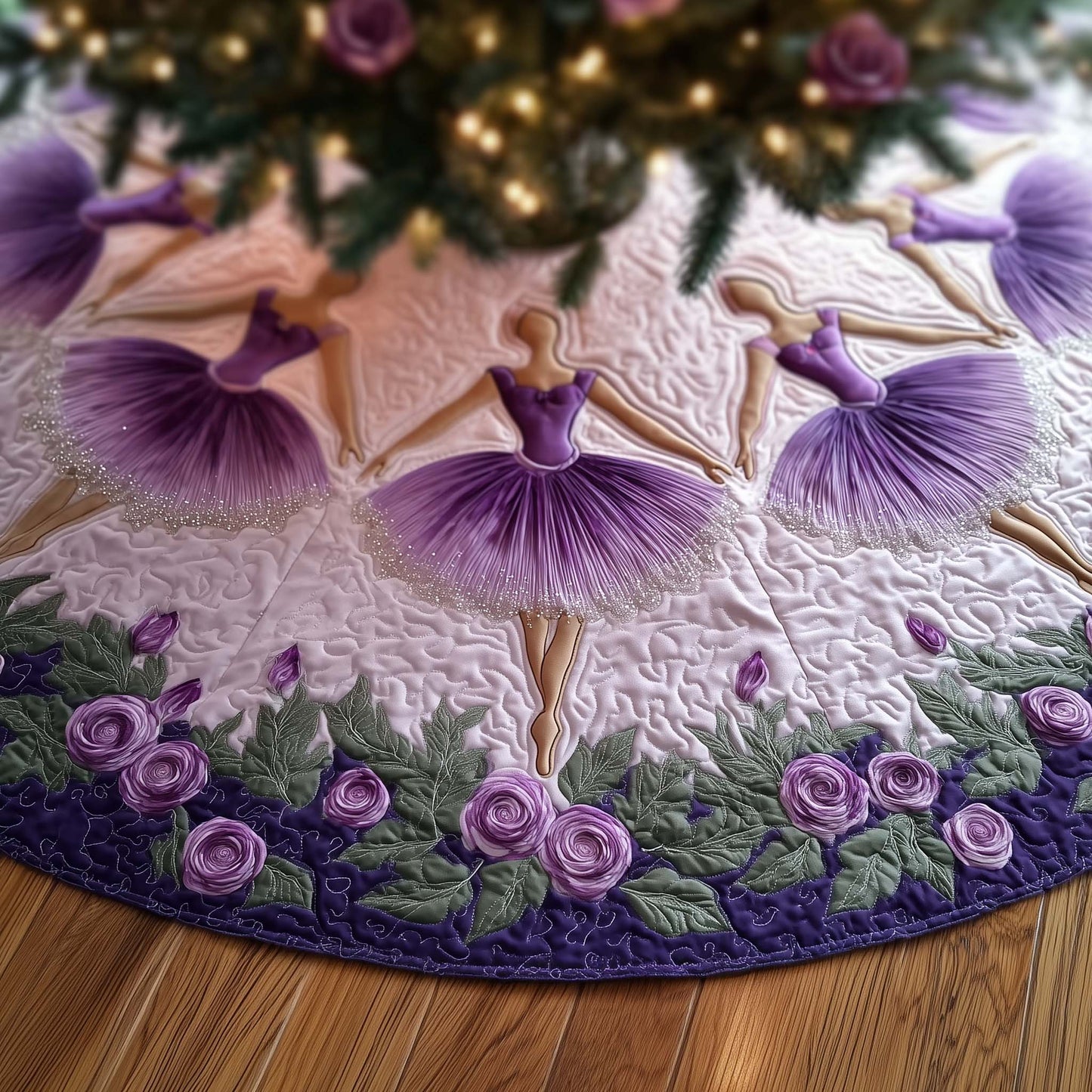 Winter Waltz Quilted Tree Skirt GFTOTG1371